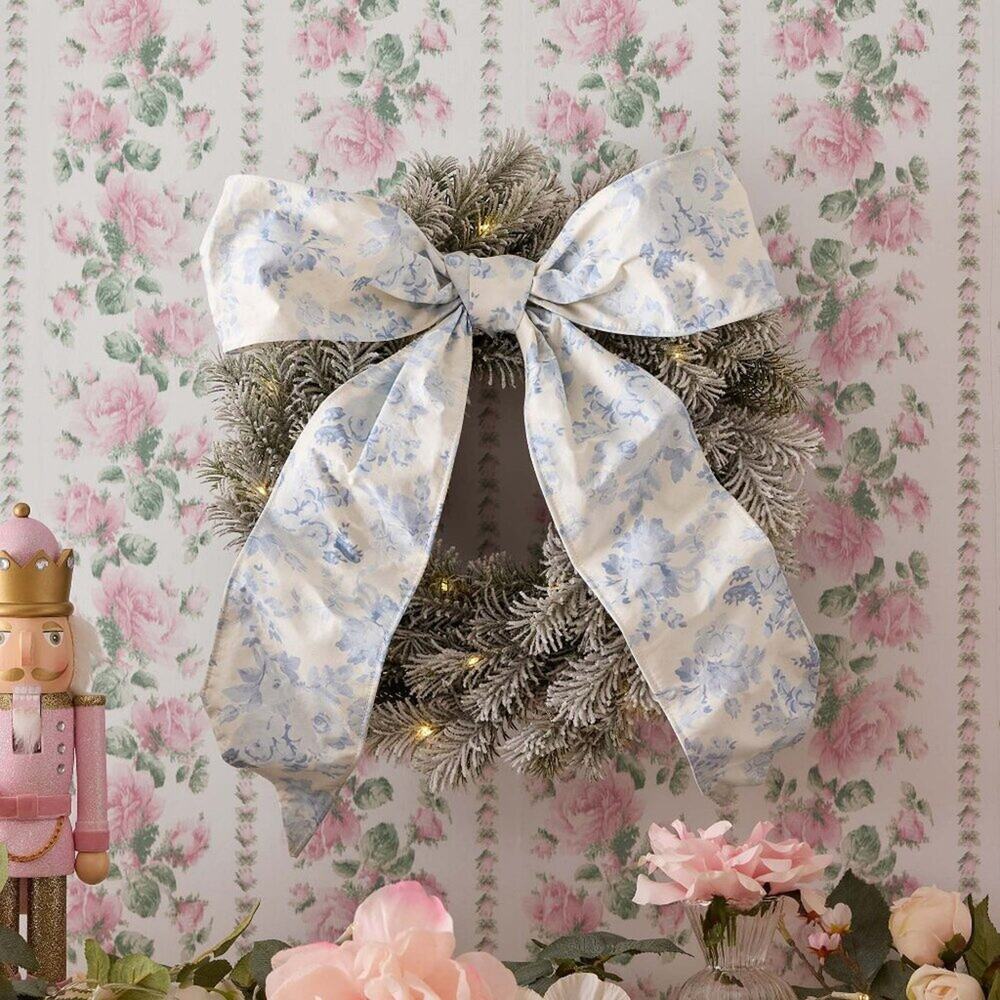 LoveShackFancy x Pottery Barn Winter Holiday Wreath White Blue Floral Bow NWT